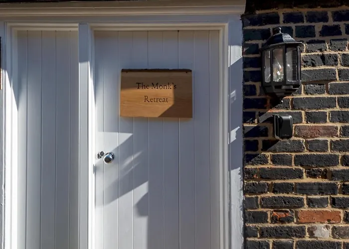 Pass The Keys Cute And Cosy Home In The Centre Of Canterbury